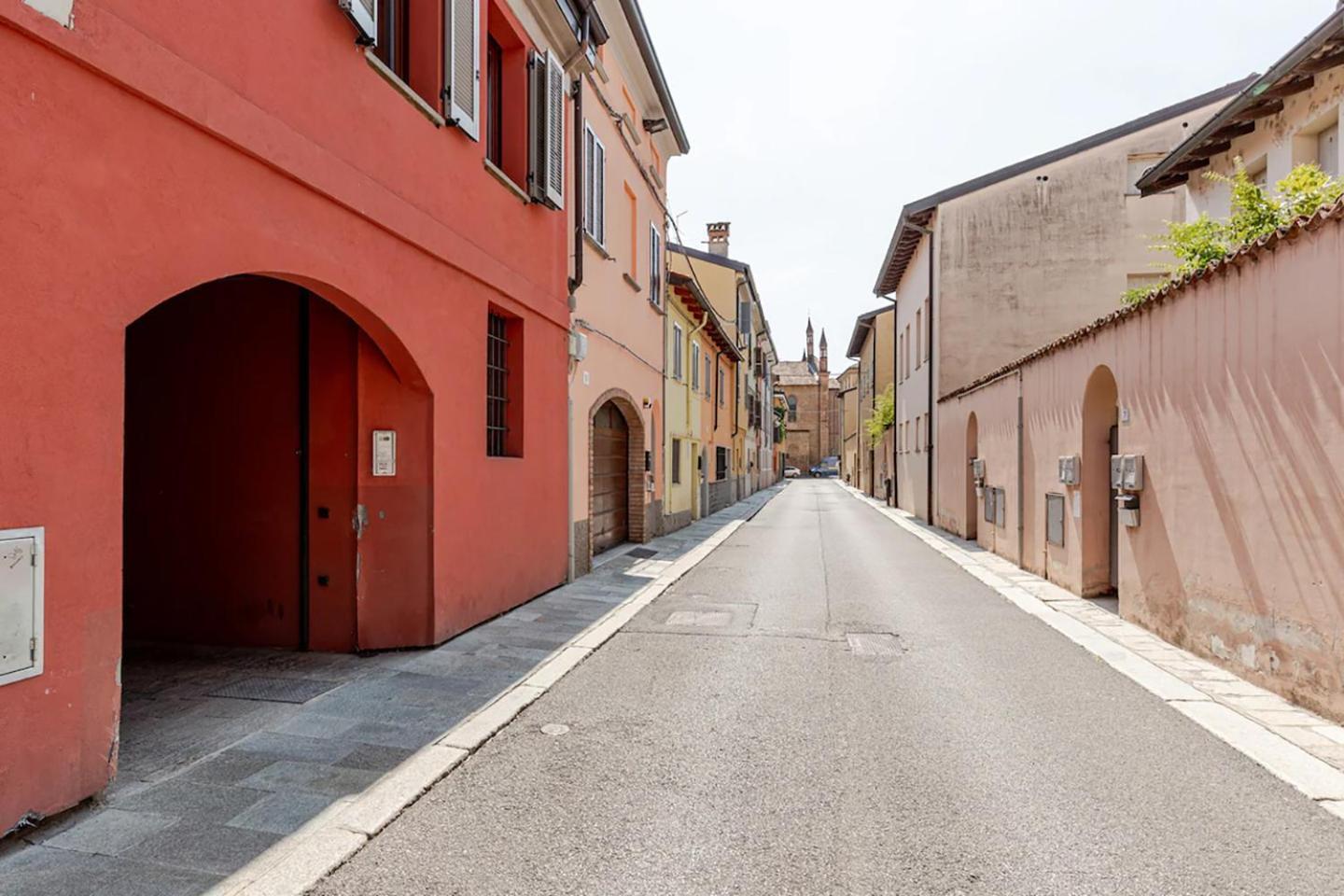 Piacenza Open Space Exteriér fotografie
